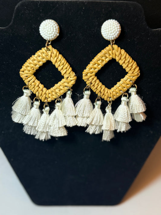 Tassel wood earrings