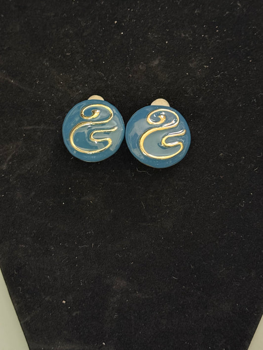 Vintage clip on earrings