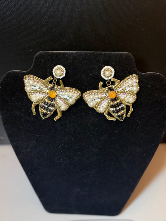 Beaded bee earrings